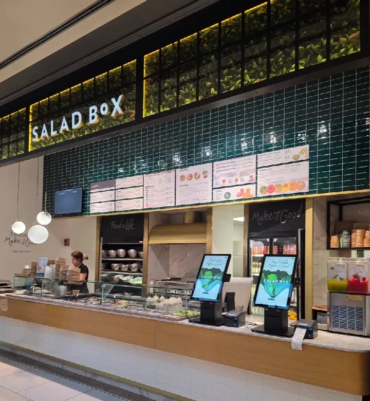 Behind every order at Salad Box is one system that replaces all integrations